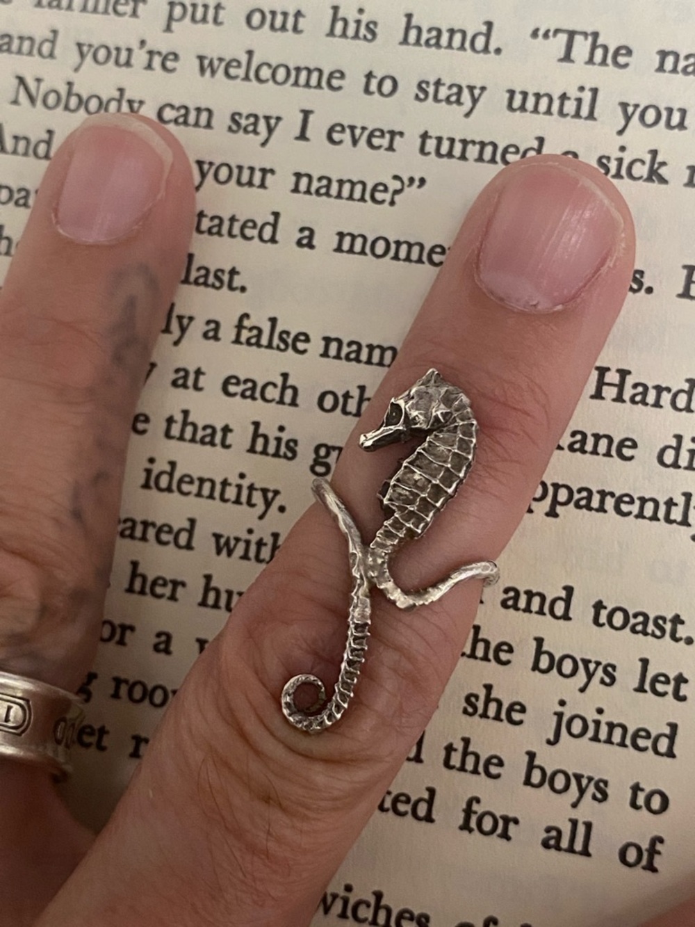 Sterling Seahorse / Artisan adjustable ring